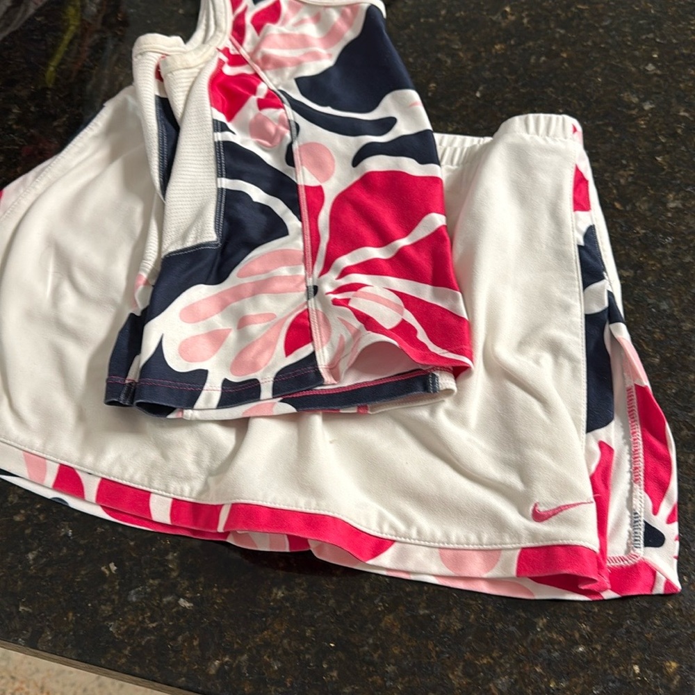 Nike Tennis Set Nike Medium Pink and White Athletic Skirt MEDIUM